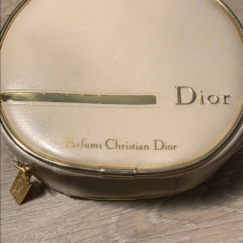 DIOR Round Pouch❣️ - Picture 2 of 6